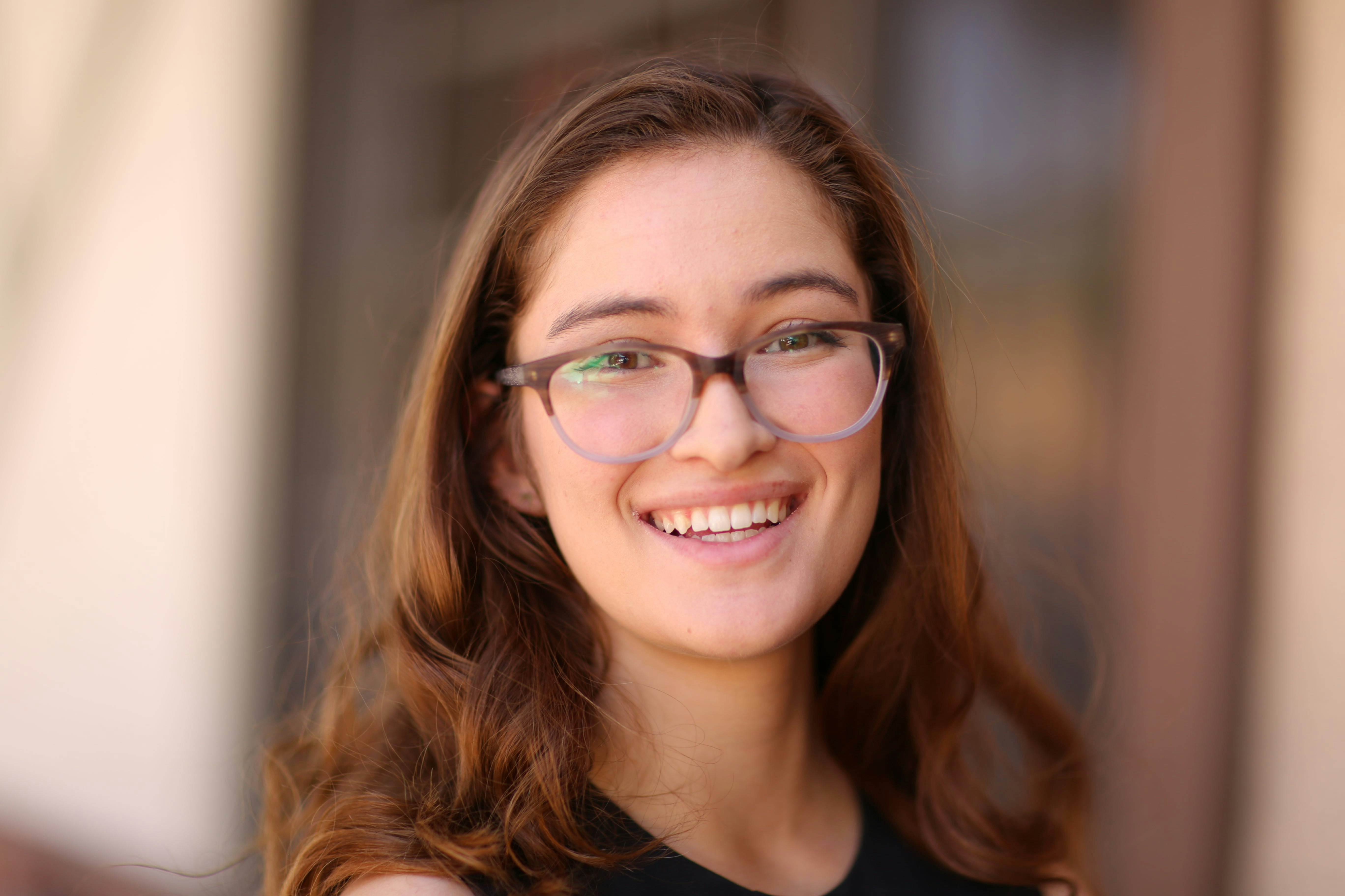 files/imgi_148_free-photo-of-mujer-cara-enfrentarse-retrato.png